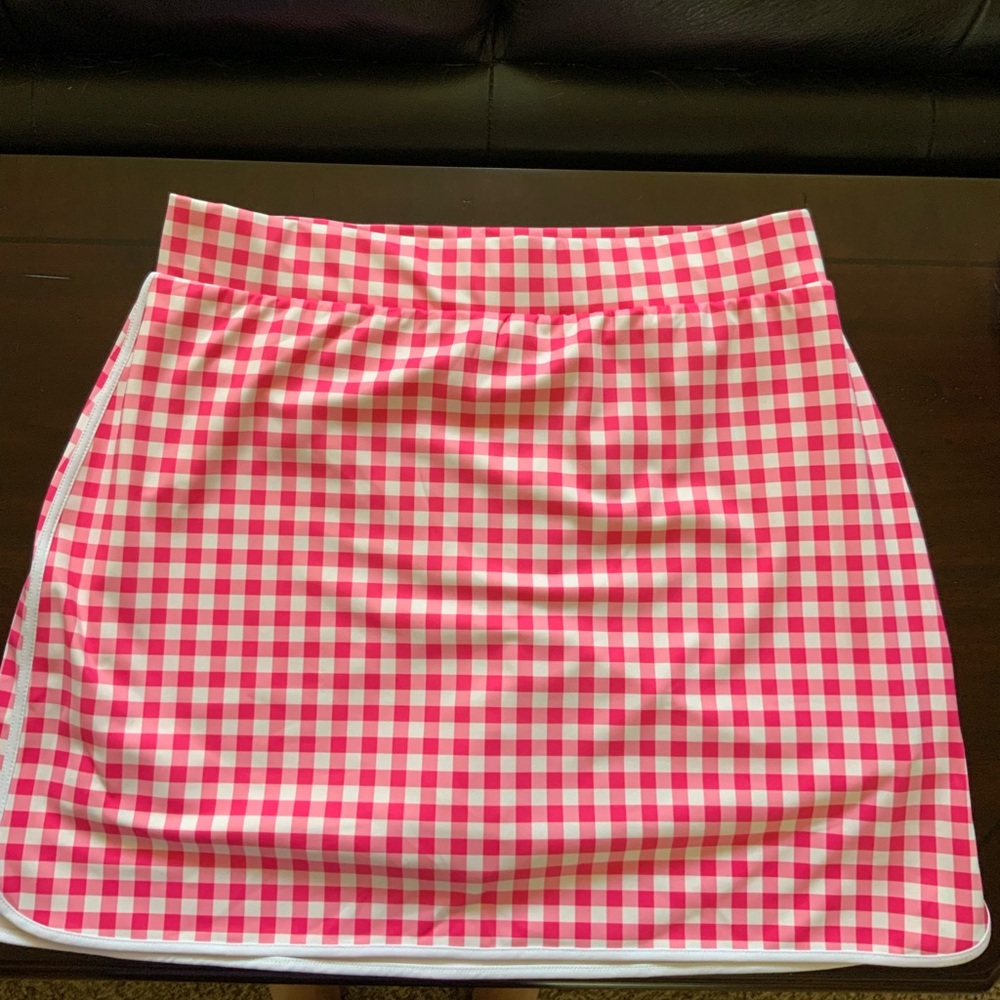 Adorable pink gingham skort NWT